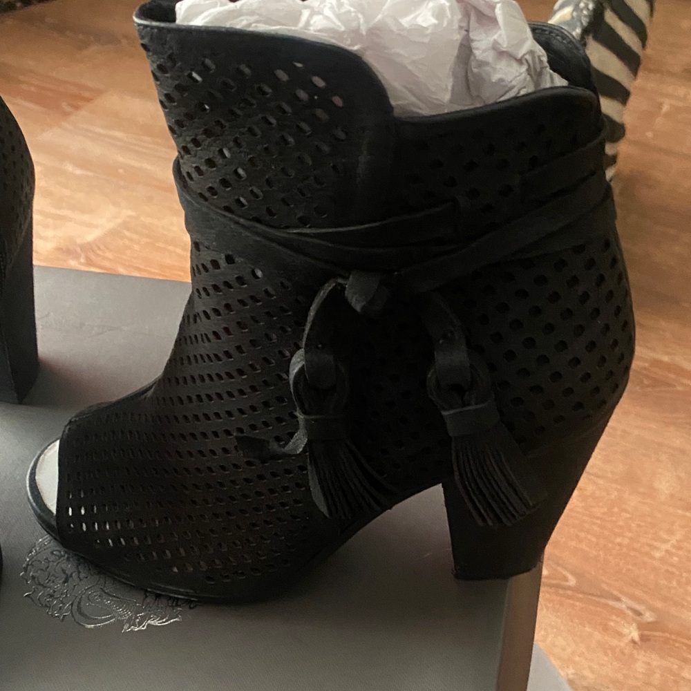 Vince Camuto Black Perforated Ankle Booties - Picture 2 of 7